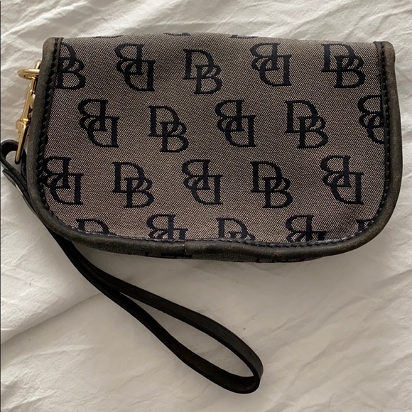 Dooney & Bourke Signature Wristlet - Black - Picture 2 of 5